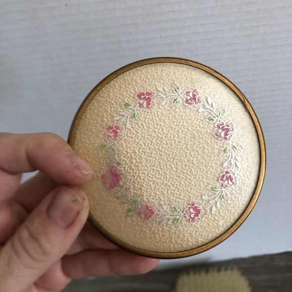 Vtg Gold Brush and Powder Jar Set with Floral Design - Picture 11 of 14